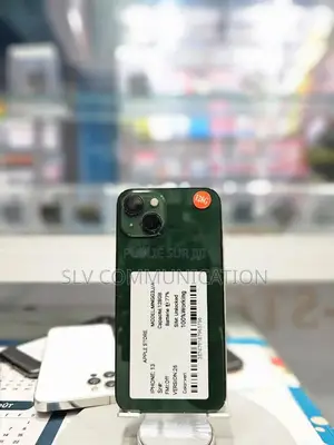 Nouveau Apple iPhone 13 128 GB Vert