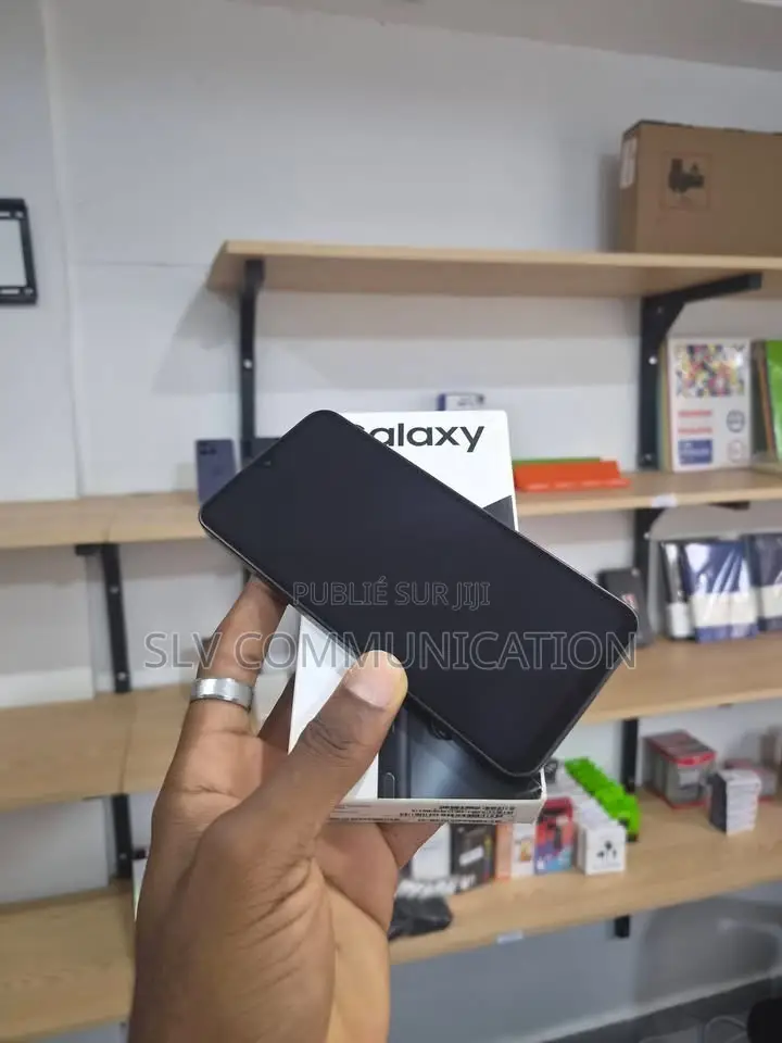 Nouveau Samsung Galaxy A17 5G 256 GB Noir