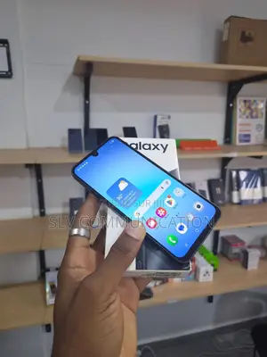 Nouveau Samsung Galaxy A17 5G 256 GB Noir