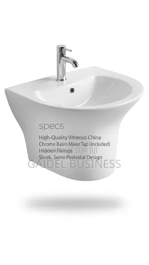 Lavabo Suspendu en Céramique Blanche Avec Robinetterie Chromée