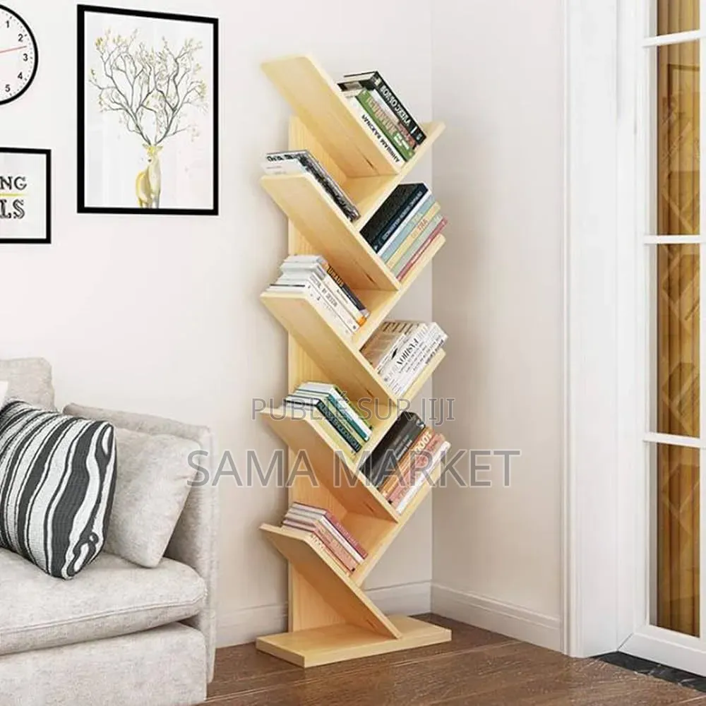 Bibliothèque Au Design Unique en Forme d'Arbre