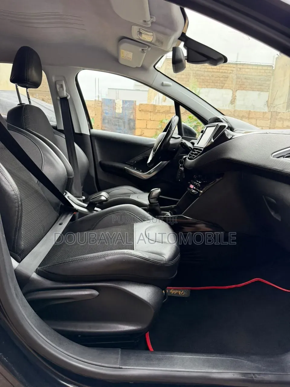 Peugeot 2008 2017 Noir Mat