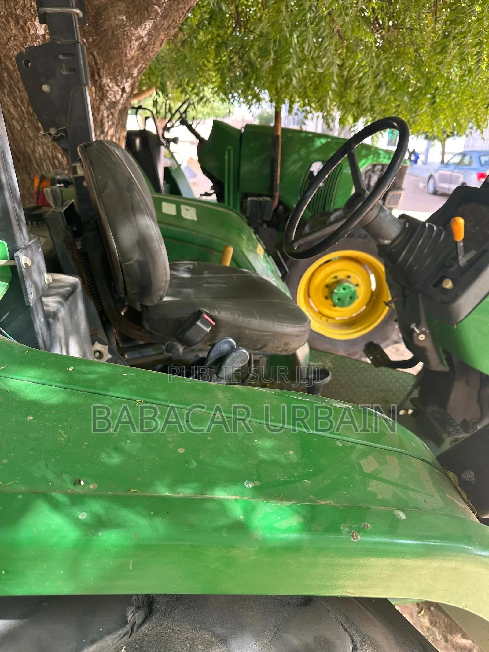 Tracteur Agricole Jhon Deer 5725