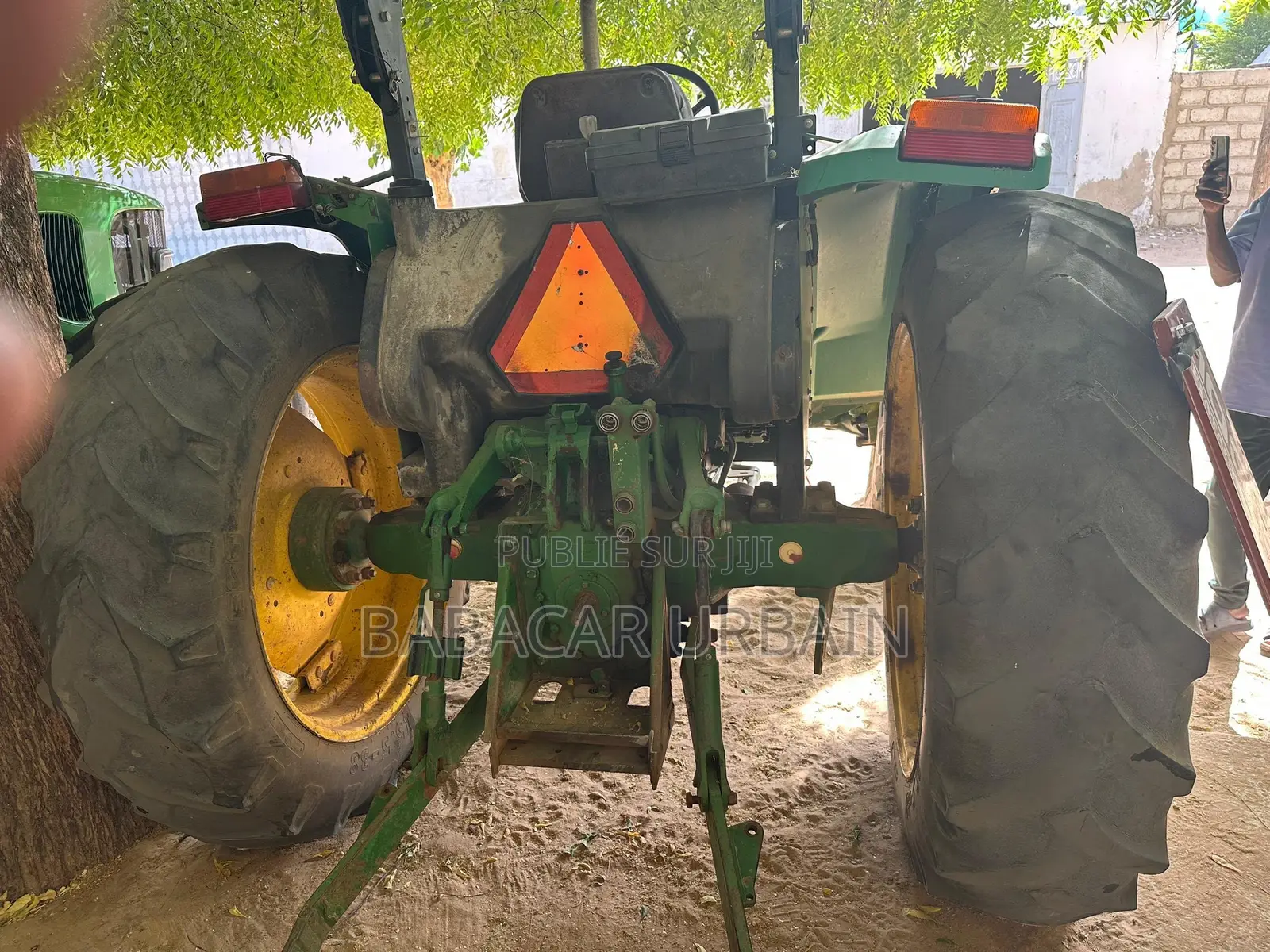 Tracteur Agricole Jhon Deer 5725