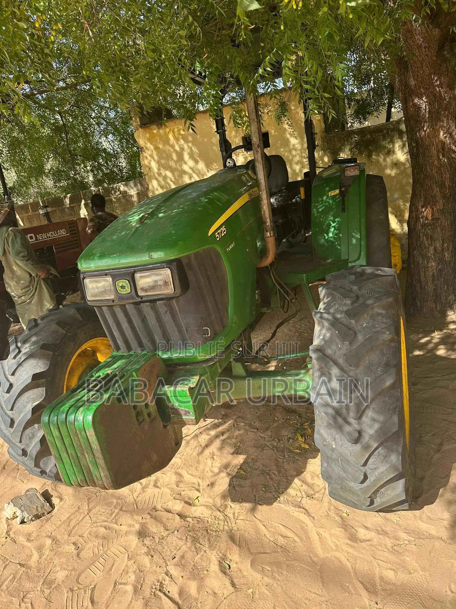 Tracteur Agricole Jhon Deer 5725