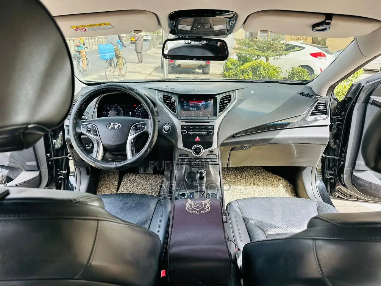 Hyundai Grandeur 2017 Noir