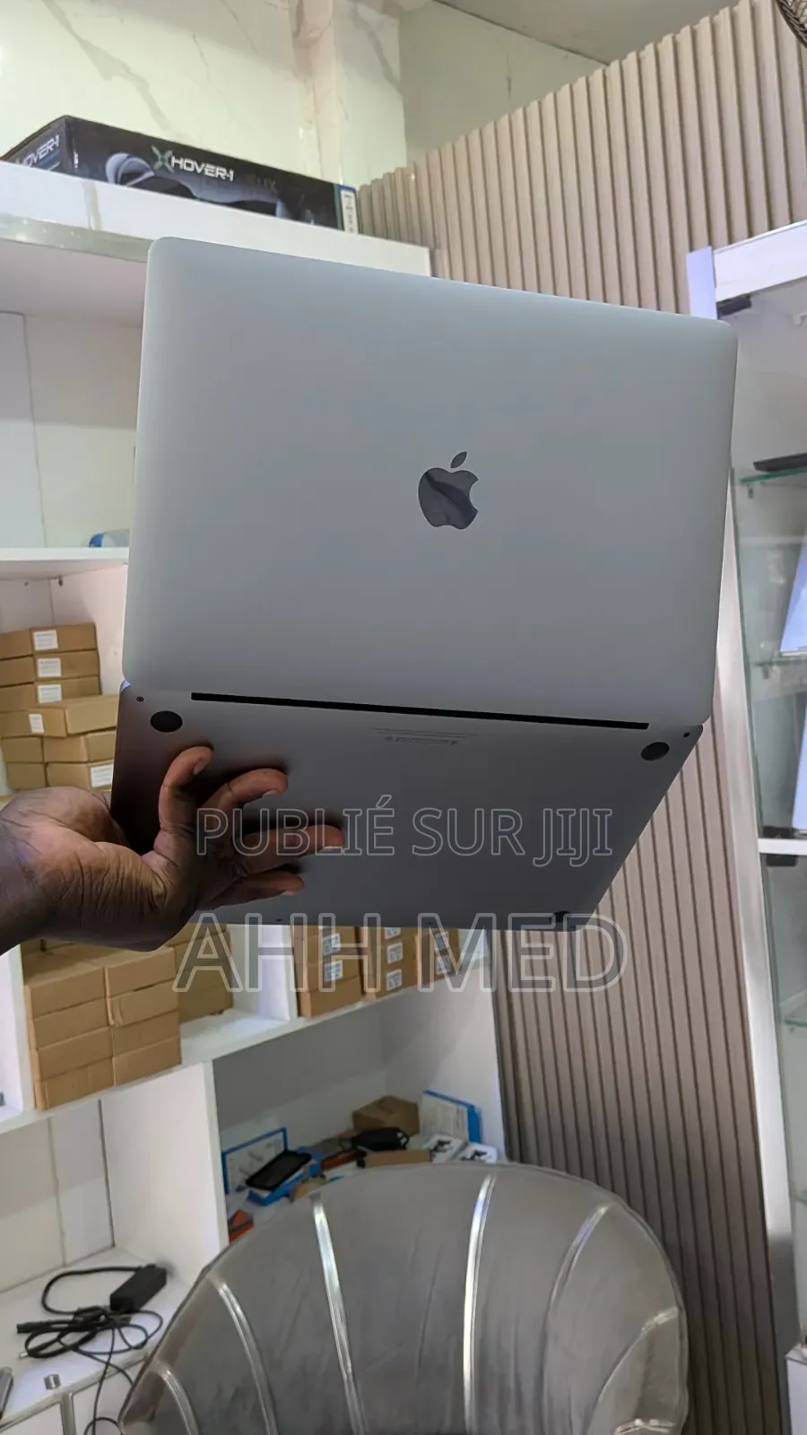 Nouveau Apple MacBook Pro 2019 8GB Intel Core i5 SSD 256GB