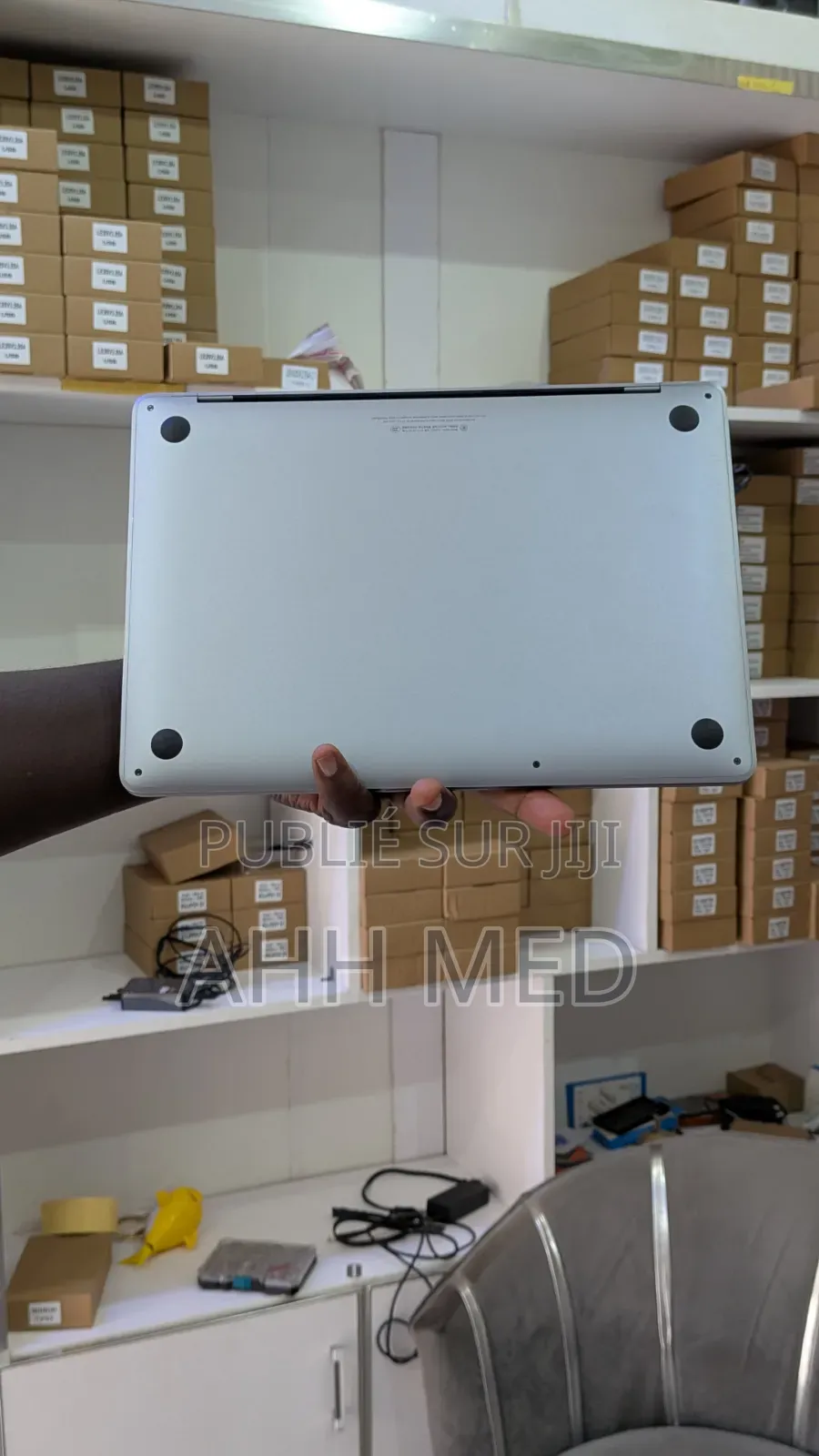 Nouveau Apple MacBook Pro 2019 8GB Intel Core i5 SSD 256GB
