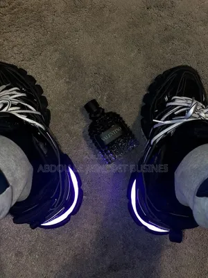 Balenciaga Track Noir Led Disponible