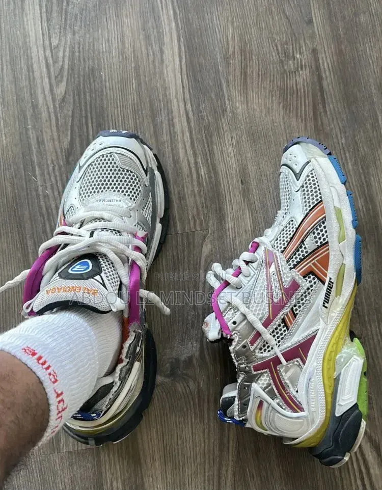 Balenciaga Runner Multicolor Disponible