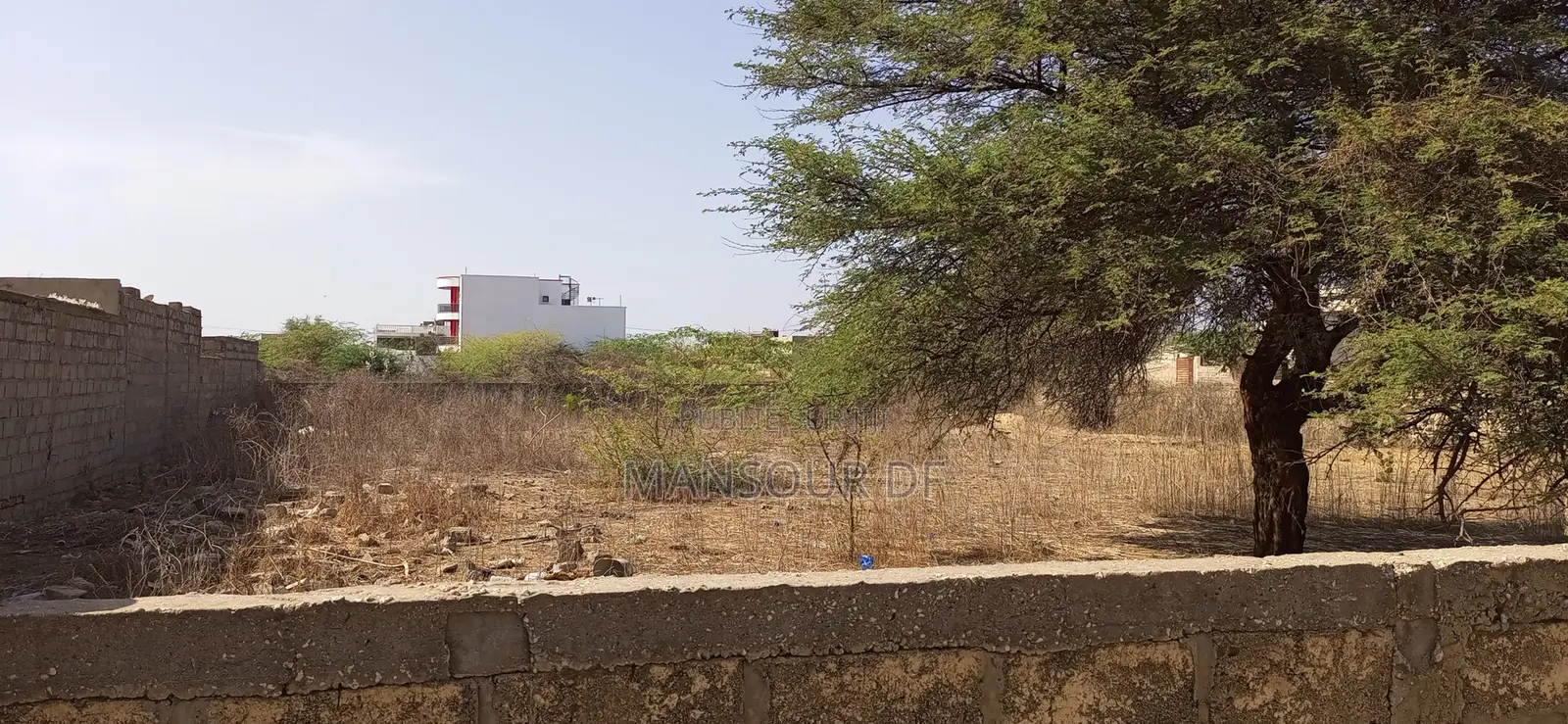Terrain BAIL De 520 M2 À Ndayane
