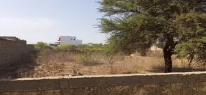 Terrain BAIL De 520 M2 À Ndayane