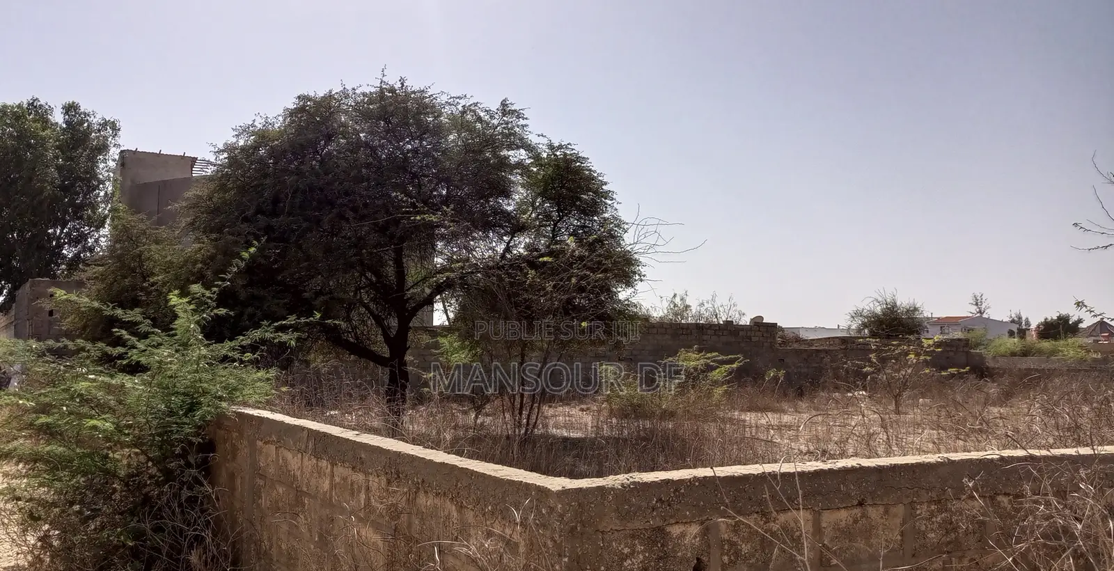 Terrain BAIL De 520 M2 À Ndayane