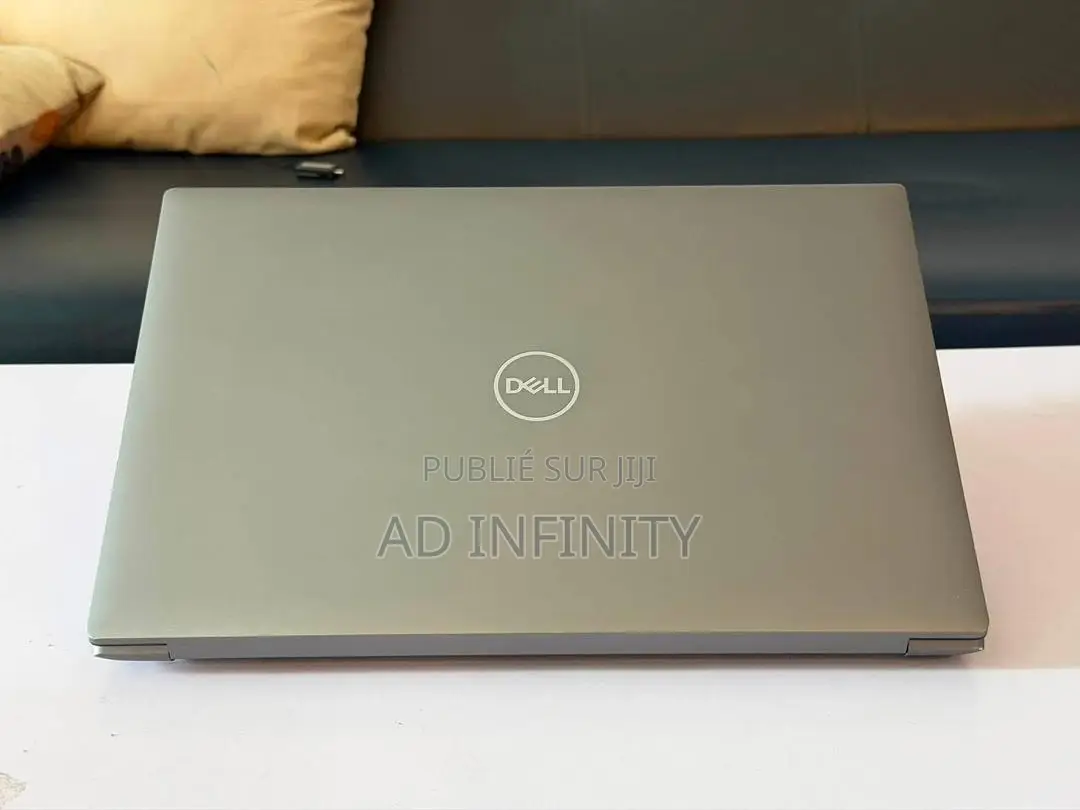 Nouveau Dell Precision 5690 32GB Intel Core Ultra 7 SSD 1T