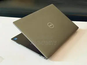 Nouveau Dell Precision 5690 32GB Intel Core Ultra 7 SSD 1T