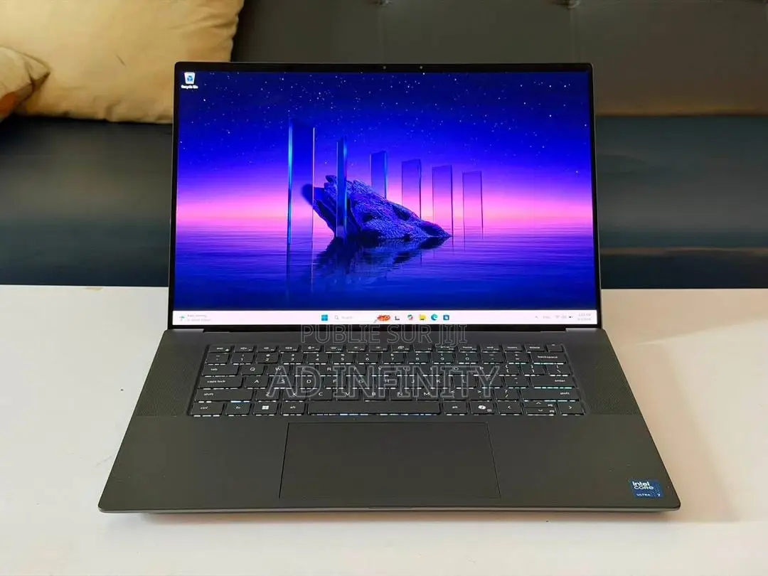 Nouveau Dell Precision 5690 32GB Intel Core Ultra 7 SSD 1T