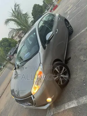 Peugeot 208 2014 Marron