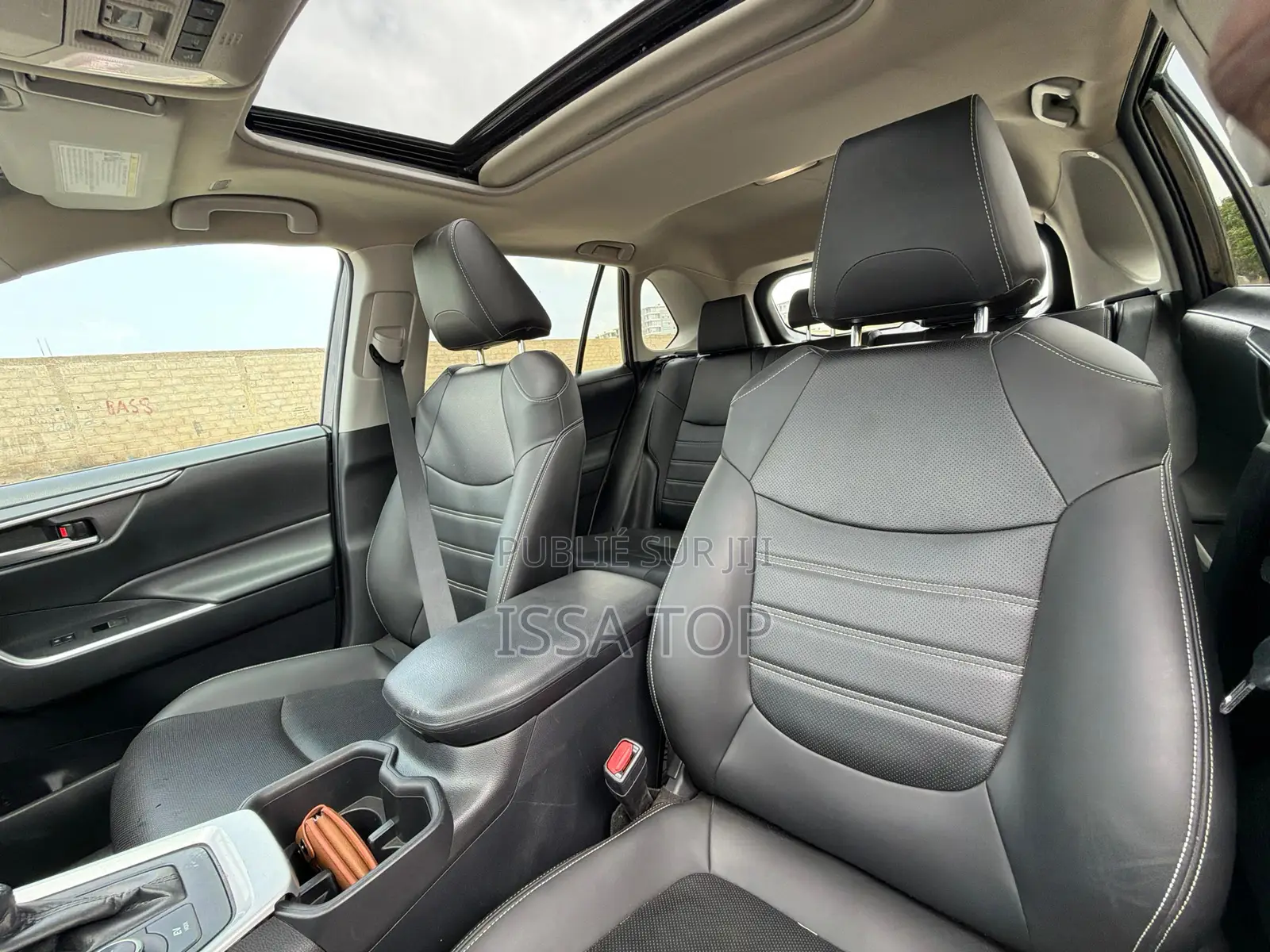 Toyota RAV4 2024 Gris