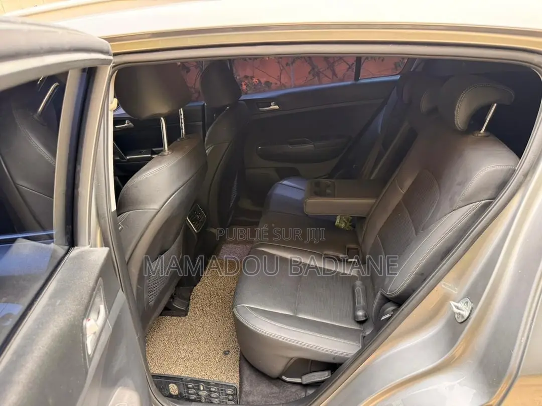 Kia Sportage 2019 Gris