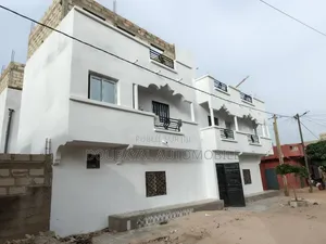 7chbre Villa dans Mermoz Sacré-Cœur à Vendre