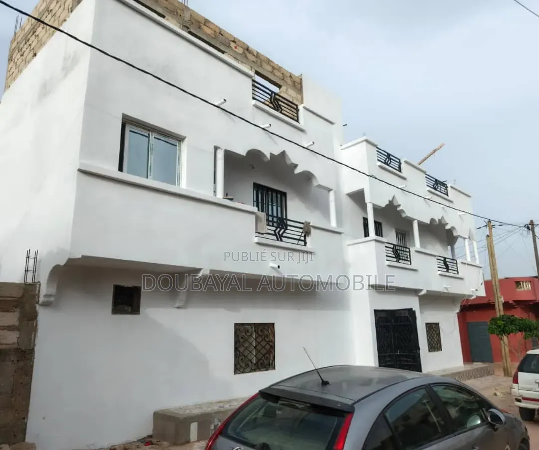 7chbre Villa dans Mermoz Sacré-Cœur à Vendre