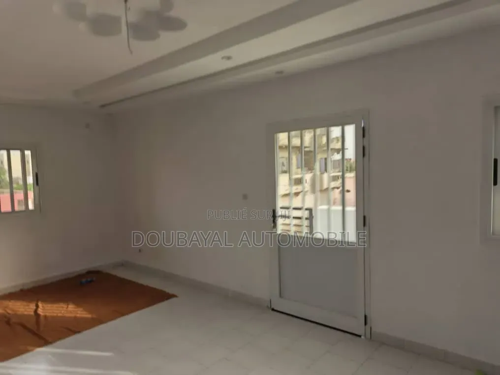 7chbre Villa dans Mermoz Sacré-Cœur à Vendre