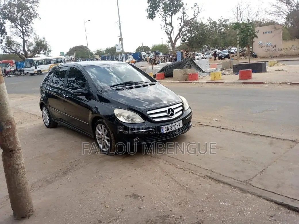Mercedes-Benz B-Class 2010 Noir