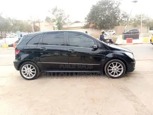 Mercedes-Benz B-Class 2010 Noir