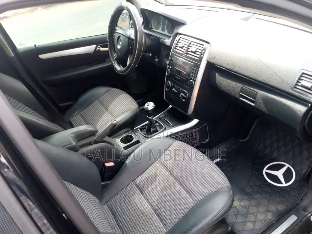 Mercedes-Benz B-Class 2010 Noir