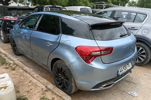 Citroen DS 5 2018 Bleu