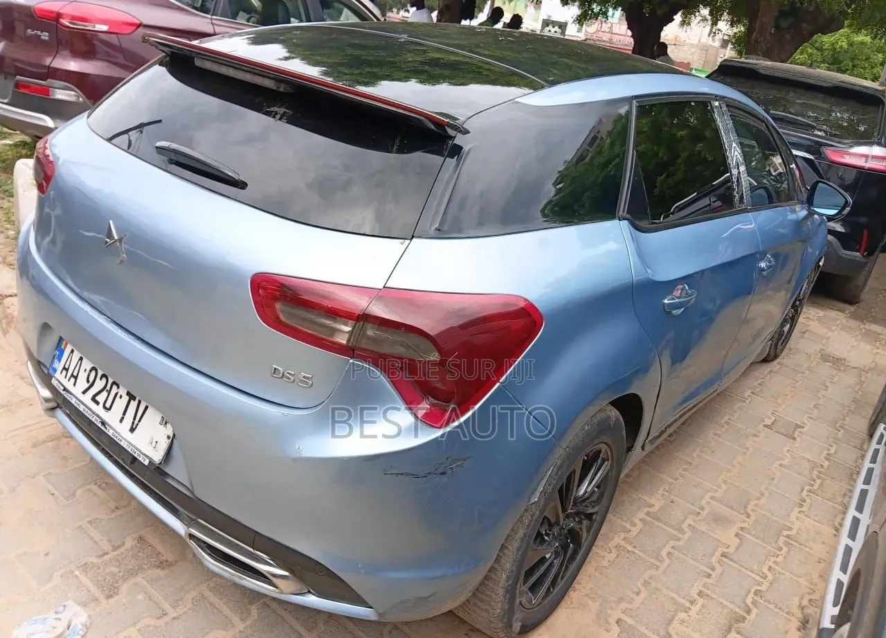 Citroen DS 5 2018 Bleu
