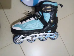 Roller Oxygene 38-41 Ajustables + Casque, Coudières Et Genouillères