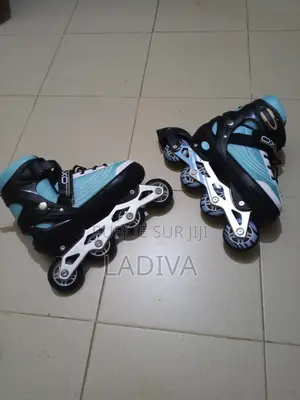 Roller Oxygene 38-41 Ajustables + Casque, Coudières Et Genouillères