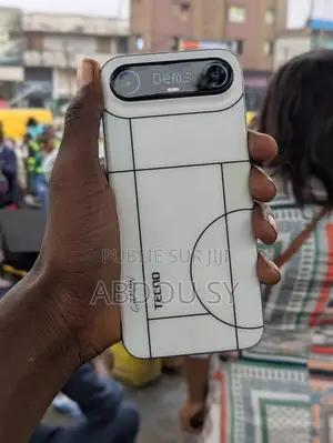 Nouveau Tecno Camon Slim 256 GB Blanc