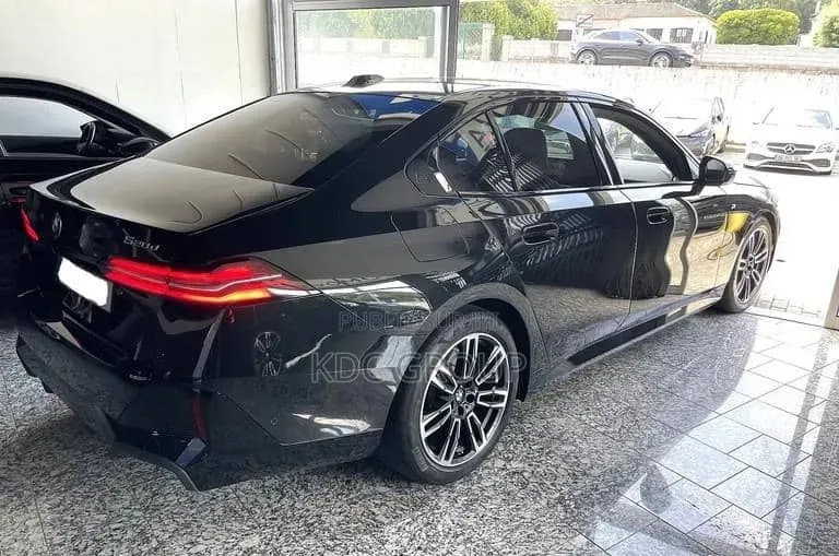 BMW 5 Series 2024 Noir