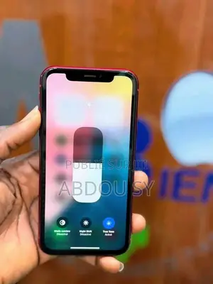 Nouveau Apple iPhone XR 128 GB Rouge