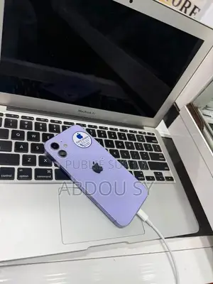 Nouveau Apple iPhone 12 256 GB Violet