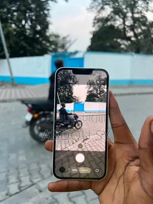 Nouveau Apple iPhone 13 256 GB Blanc
