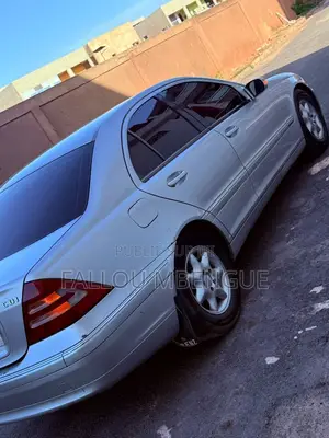Mercedes-Benz C220 2010 Gris