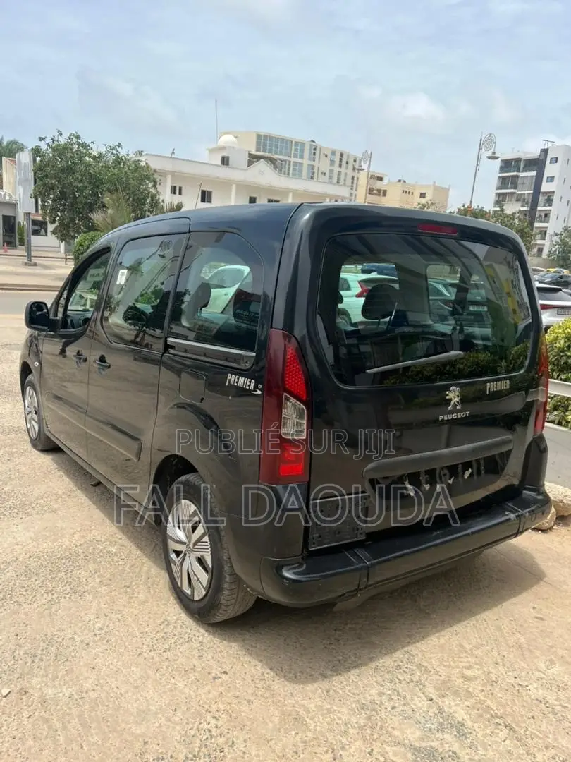 Peugeot Partenaire 2018 Noir