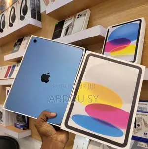 Nouveau Apple iPad (2025) 1 TB Bleu