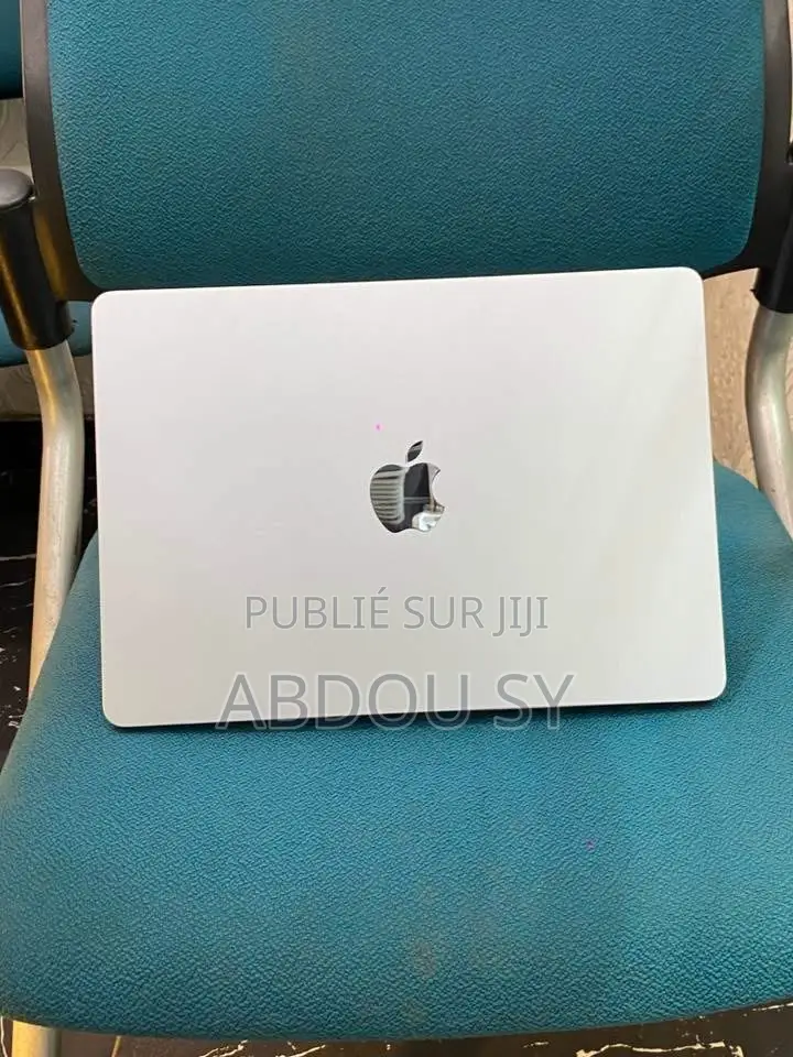 Nouveau Apple MacBook Air 2025 M4 32GB Apple M4 eMMC 3T