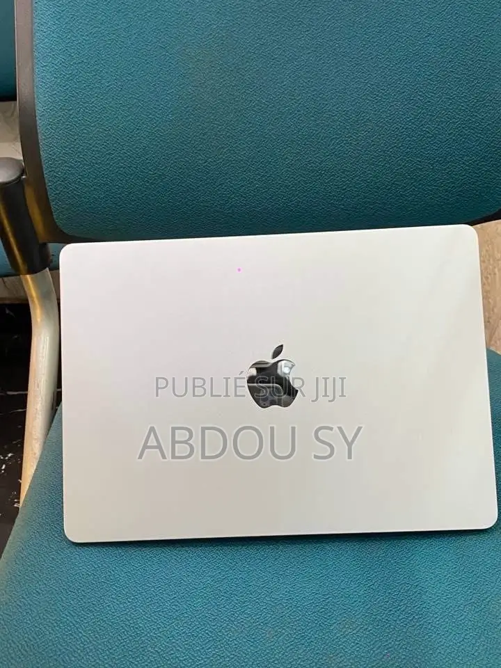 Nouveau Apple MacBook Air 2025 M4 32GB Apple M4 eMMC 3T