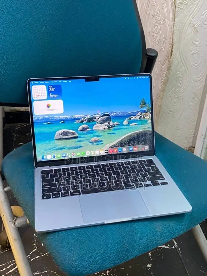 Nouveau Apple MacBook Air 2025 M4 32GB Apple M4 eMMC 3T