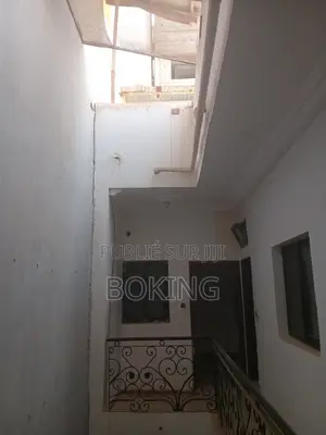 2chbre Villa dans Ngor à Vendre