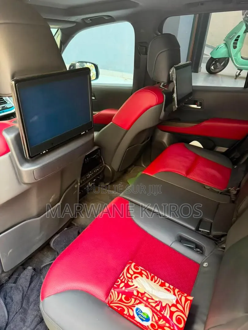 Toyota Land Cruiser Prado 2024 Noir