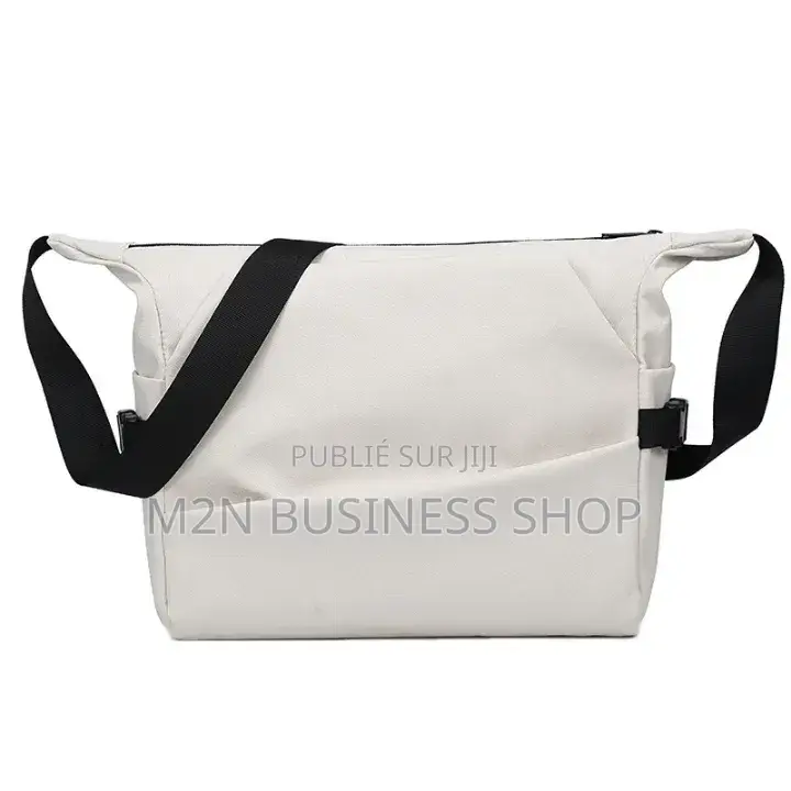 Sac Bandoulière Moderne Et Élégant
