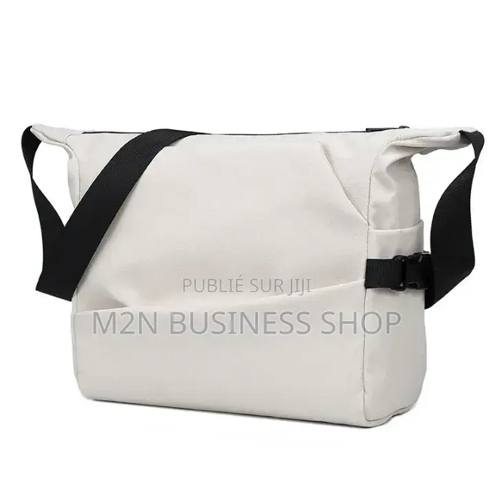 Sac Bandoulière Moderne Et Élégant