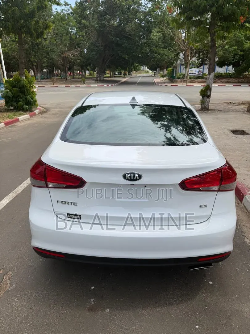Kia Forte 2017 Blanc