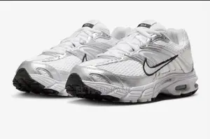 Vente De Baskets Tendance